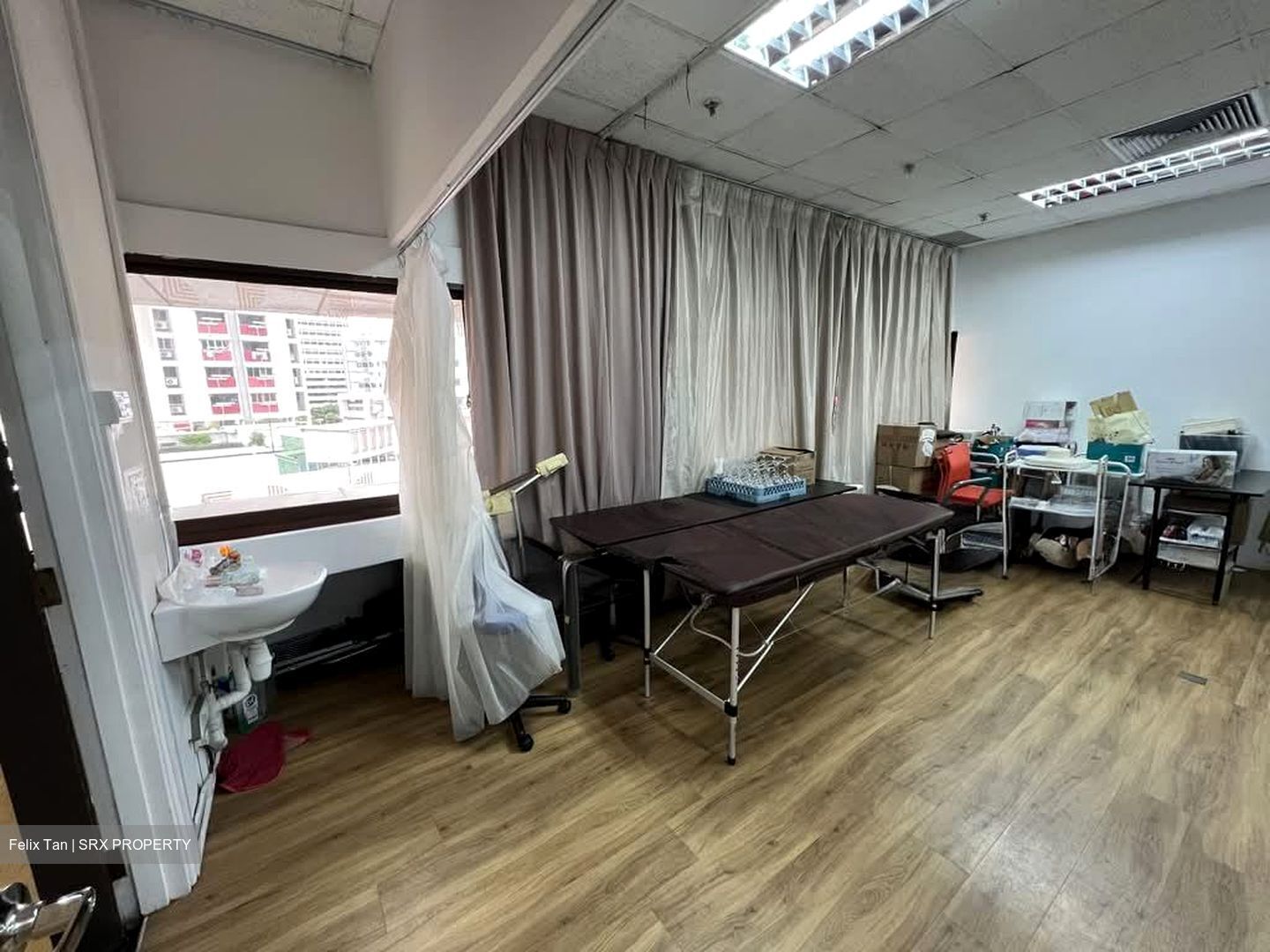 Fu Lu Shou Complex (D7), Office #557274021